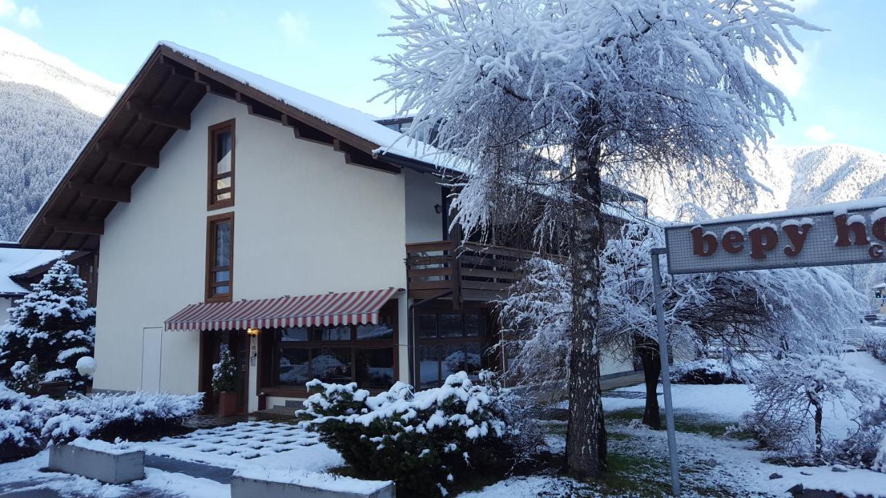 Bepy Hotel Garni Giustino ภายนอก รูปภาพ