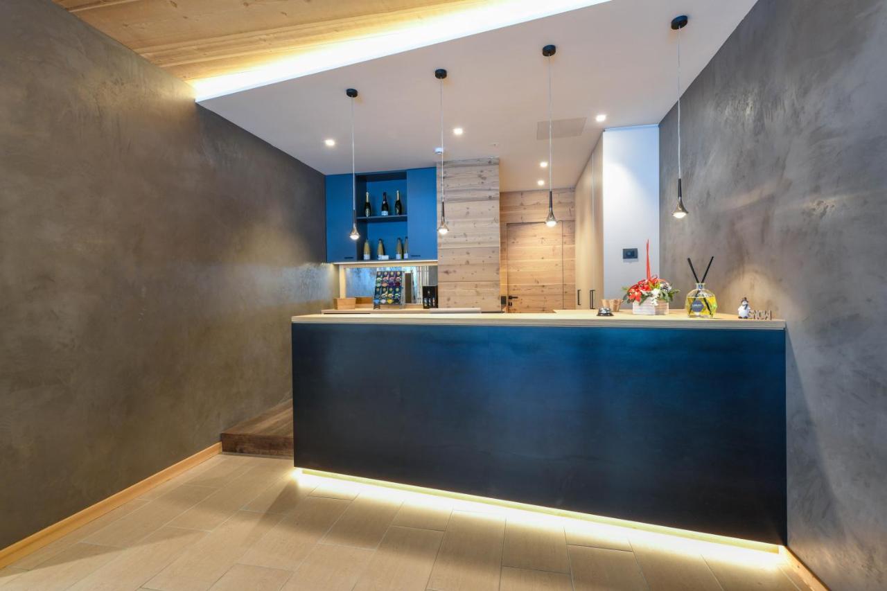 Bepy Hotel Garni Giustino ภายนอก รูปภาพ