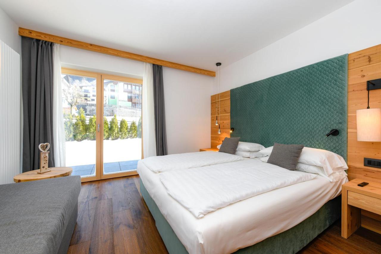 Bepy Hotel Garni Giustino ภายนอก รูปภาพ