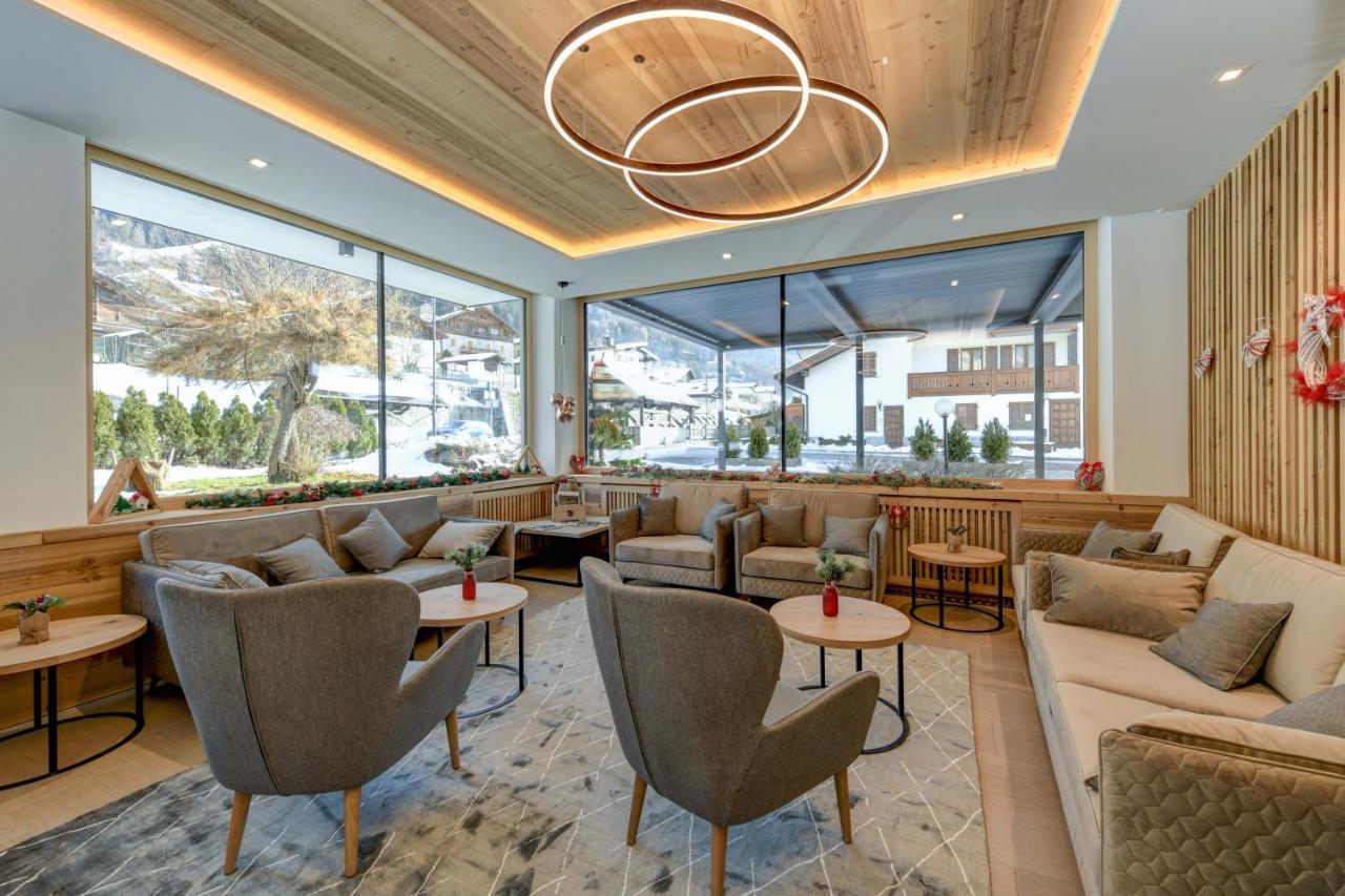 Bepy Hotel Garni Giustino ภายนอก รูปภาพ