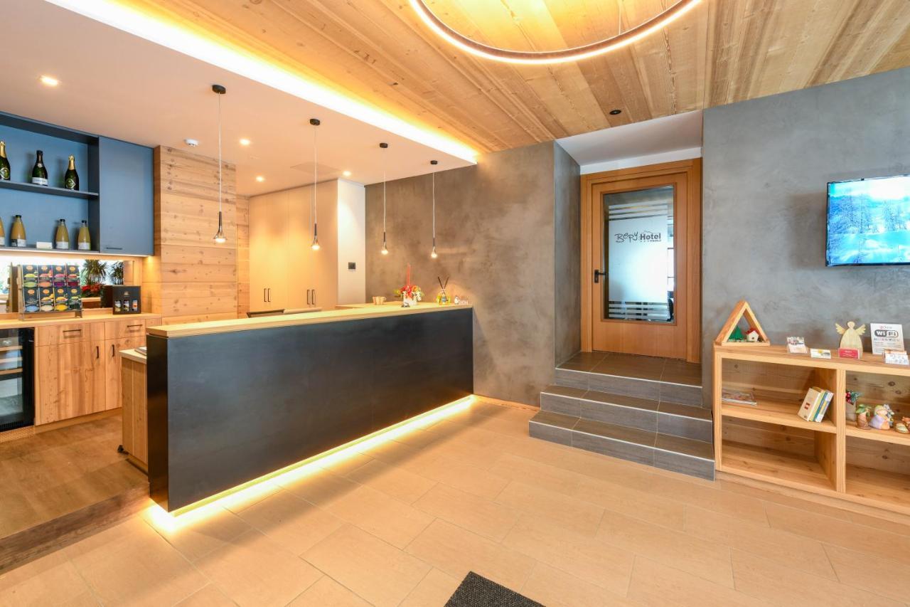 Bepy Hotel Garni Giustino ภายนอก รูปภาพ