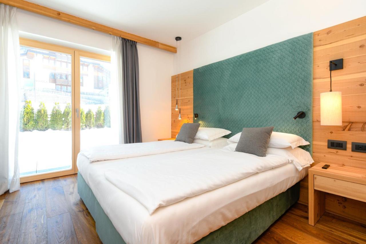 Bepy Hotel Garni Giustino ภายนอก รูปภาพ